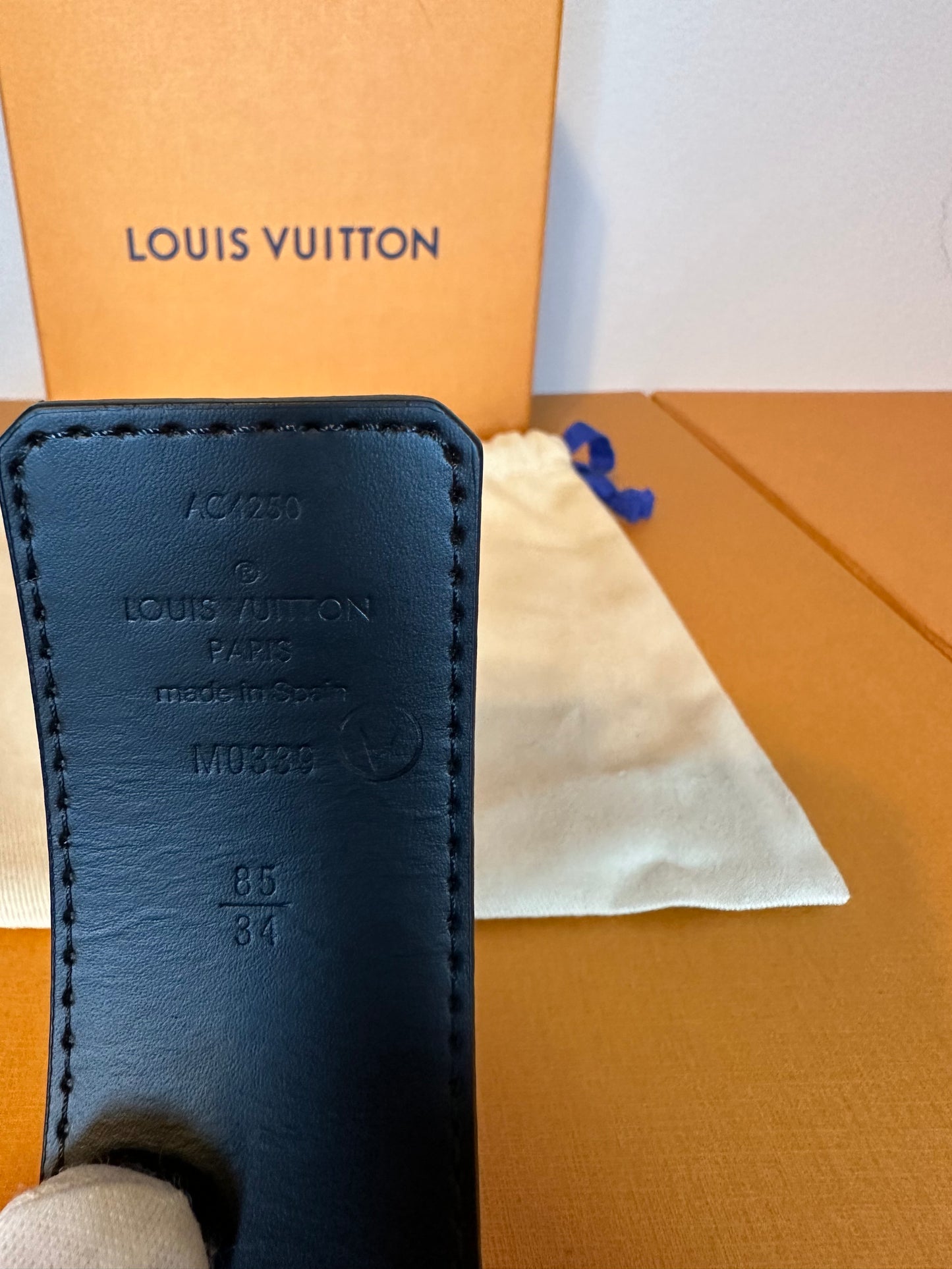 Infini LV Initial 40mm Reversible Damier Belt