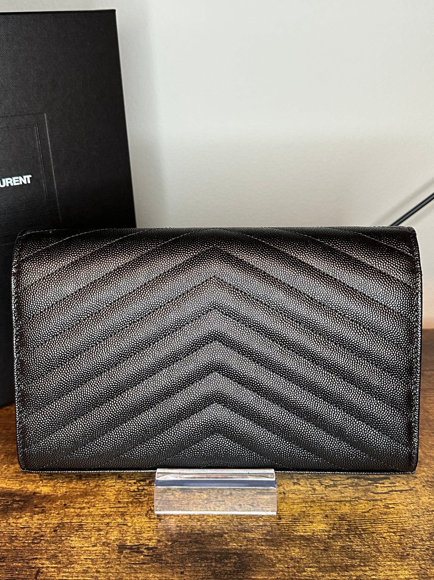 Cassandre Lambskin Chain Wallet Silver