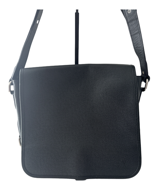 Taiga Leather Andrei Messenger Bag