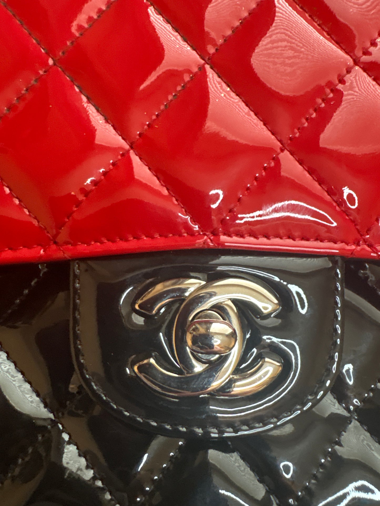 Classic Medium Double Flap Bag