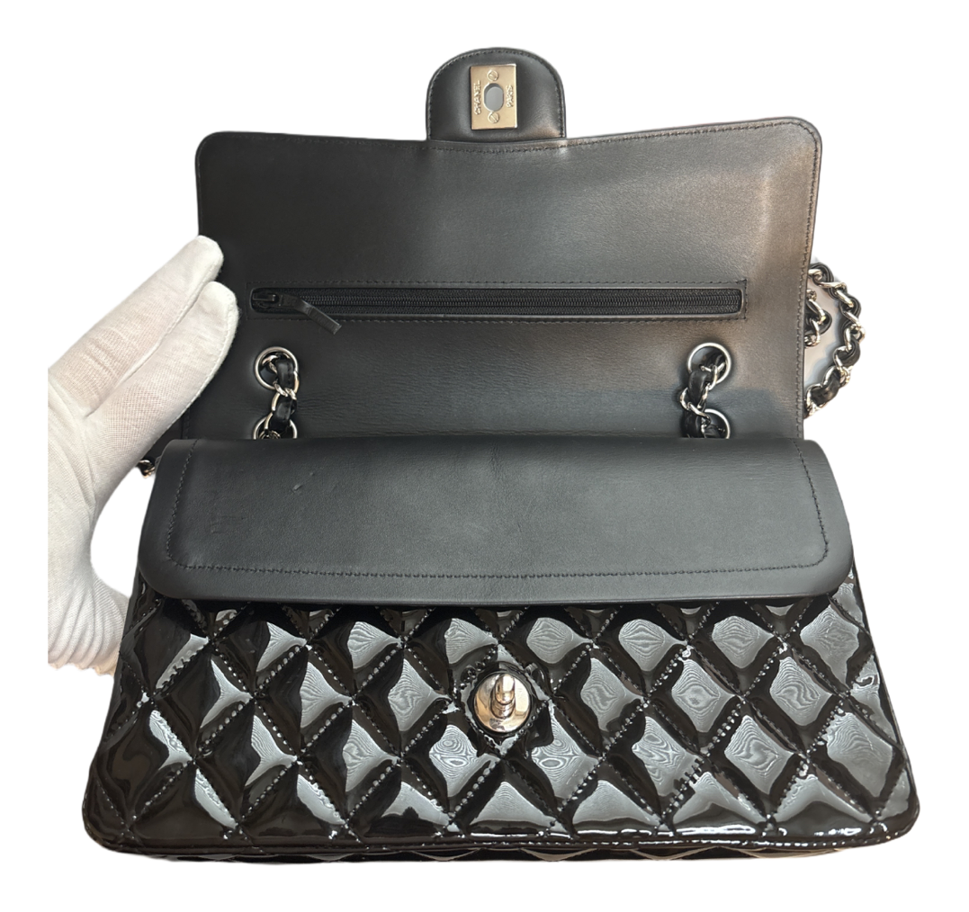Classic Medium Double Flap Bag