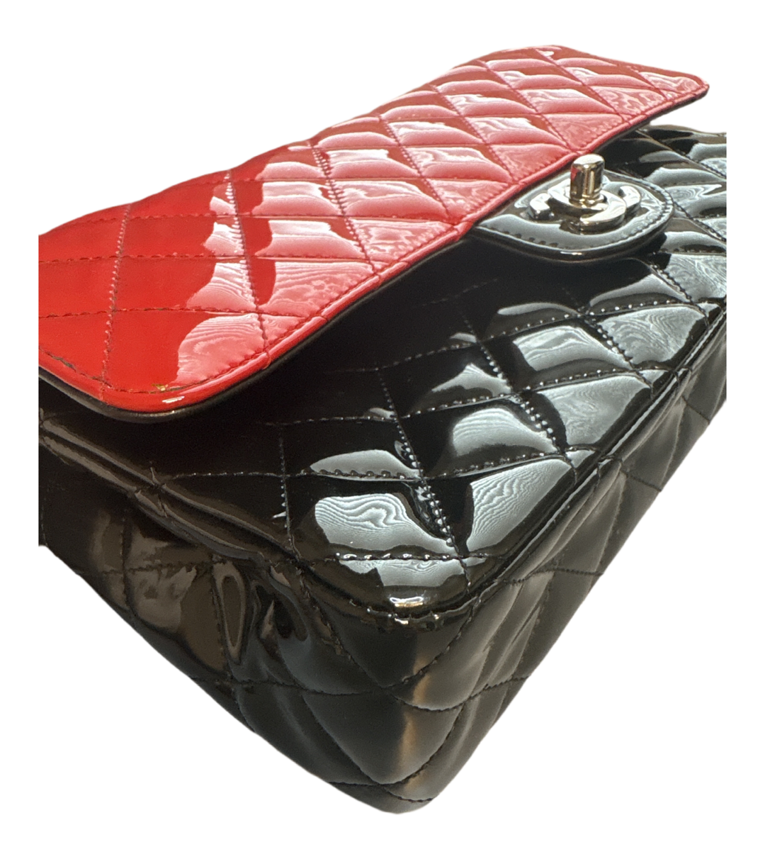 Classic Medium Double Flap Bag